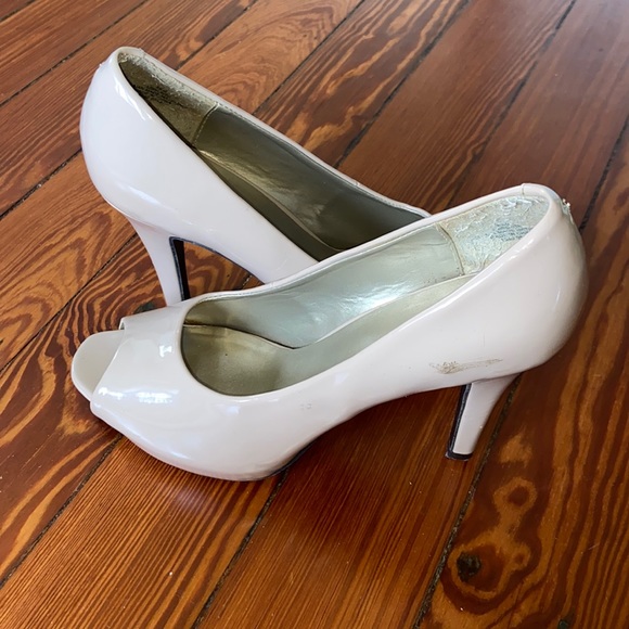 Nine and Co Nude Pumps - Picture 2 of 4